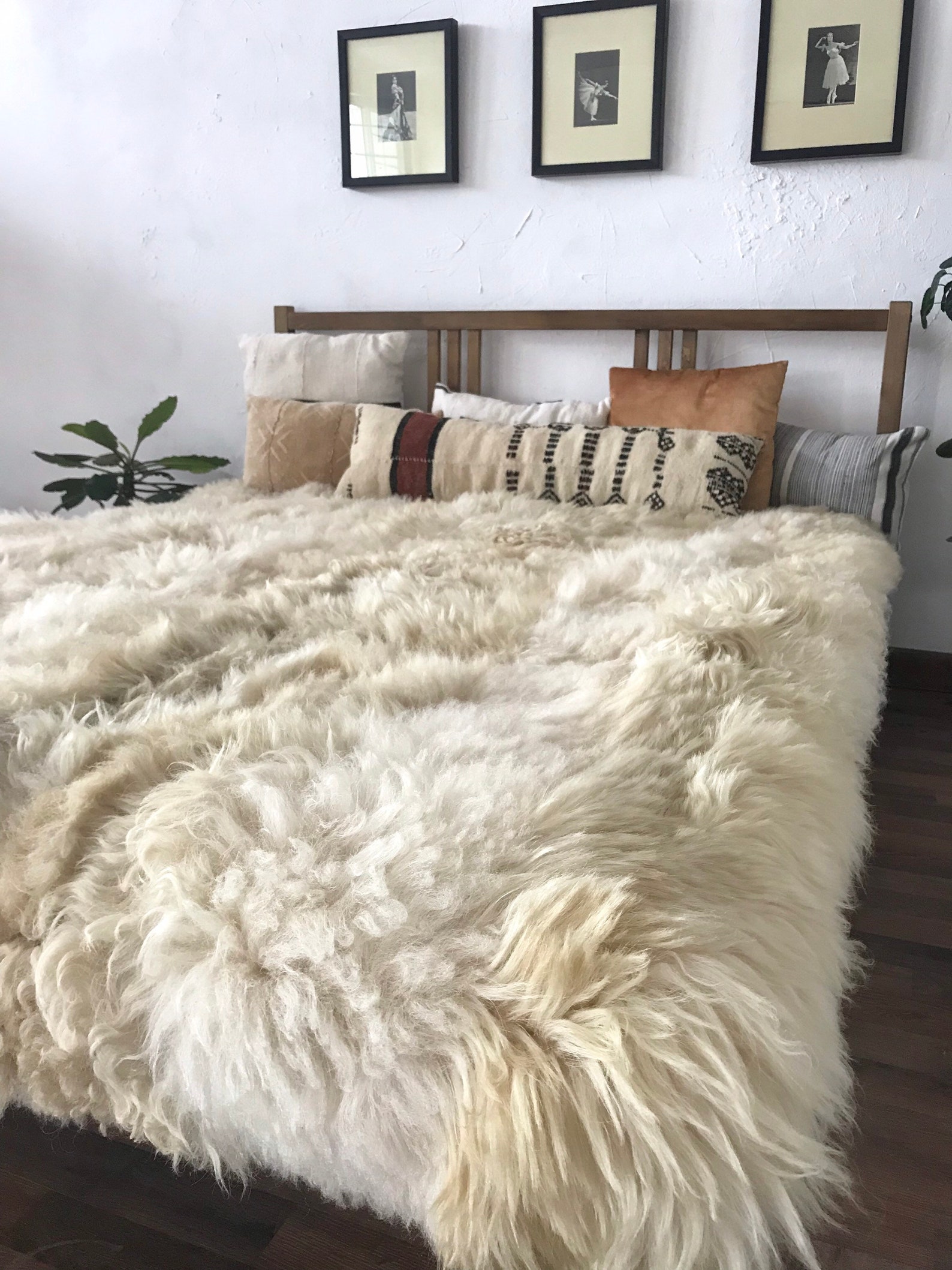 Exclusive Real SHEEPSKIN BLANKET Large Sheepskin Area Rug Etsy