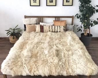 Exclusive Real SHEEPSKIN BLANKET | Large Sheepskin Area Rug | Ivory Fur Rug | Organic and Ethically Farmed Sheepskin | Scandinavian Decor