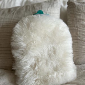 Plush Sheepskin Hot Water Bottle Warmer , Real Wool Cover for Pain Relief, Wool Hot Water Bottle Cover, Luxury Sheepskin Hot Water Warmer