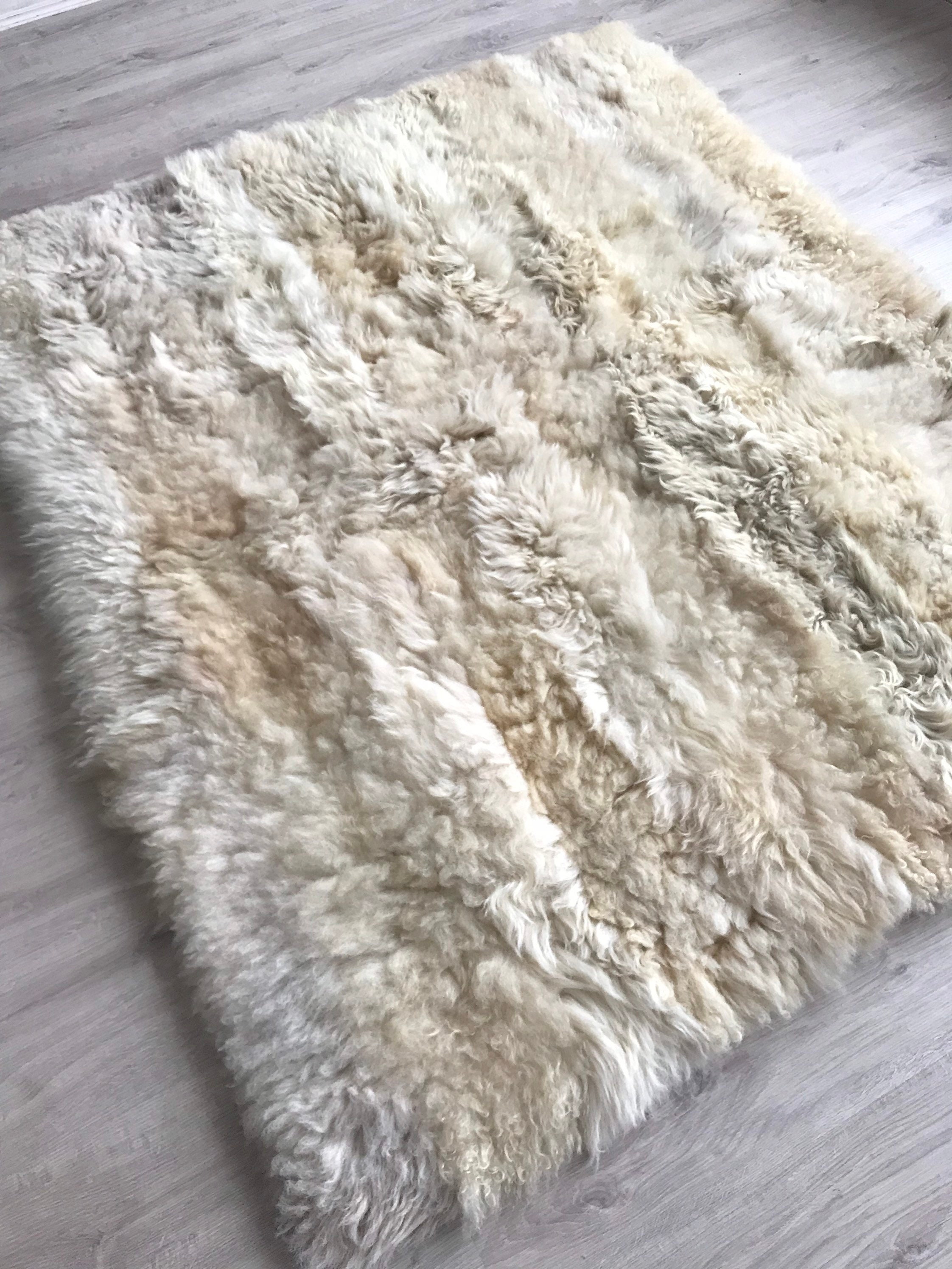 Genuine Sheepskin Area Rug, Quality Sheepskin Livingroom Rug, Natural ...