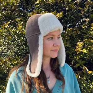Walnut Leather Aviator Hat for Women, Warm Aviator Trapper Hat, Unisex Winter Cap, Real Leather Pilot Hat, Cozy Trapper Style for Winter