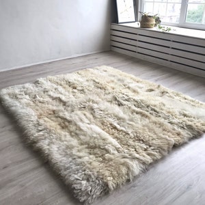 NATURAL SHEEPSKIN Square Rug | Large Sheepskin Area Rug | Organic Wool Rug | Ivory Fur Floor Rug | ETHICAL Sheepskin Rug | Handwoven Rug