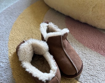 Kids Sheepskin Slippers, children slippers, toddler slippers, fur slippers, natural sheepskin, gifts for kids