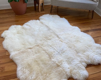 Alfombra de piel de oveja Sexto color marfil de felpa / Alfombra de piel de oveja de 6 pieles / Piel de oveja Sexto blanca / Alfombra de piel de oveja para guardería / Piel de oveja Sexto color marfil