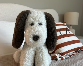 Marlow: Perro de piel de oveja de borrego relleno de lana, Peluche de perro de piel de oveja de borrego hecho a mano relleno de lana