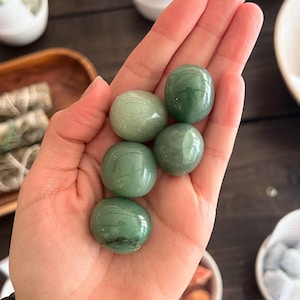 Aventurine Tumble Stone, Small Pocket Stone, Metaphysical Crystals, Natural Stones, Green Aventurine polished Stone, Home and Decor Crystals