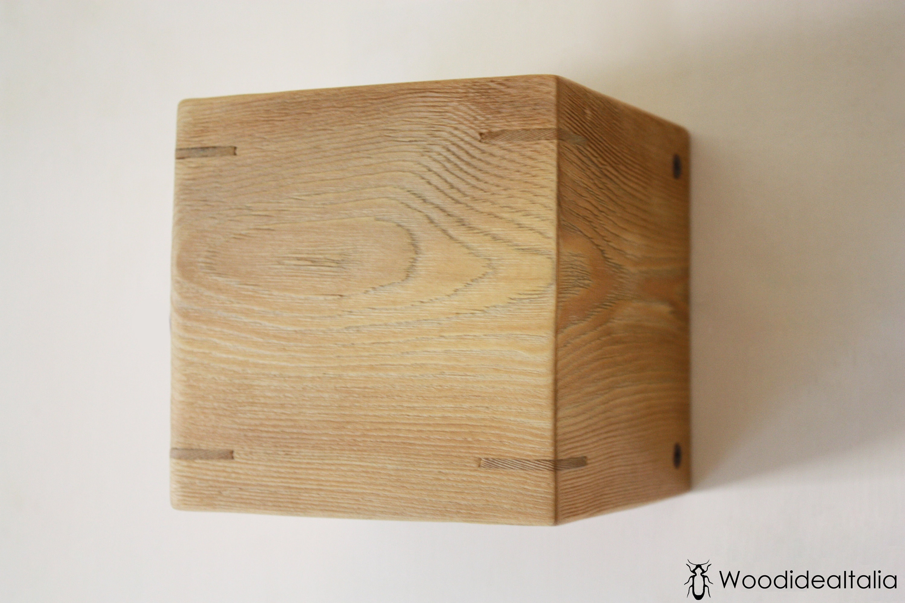 Aplique de pared de madera, Cube – gurilibis