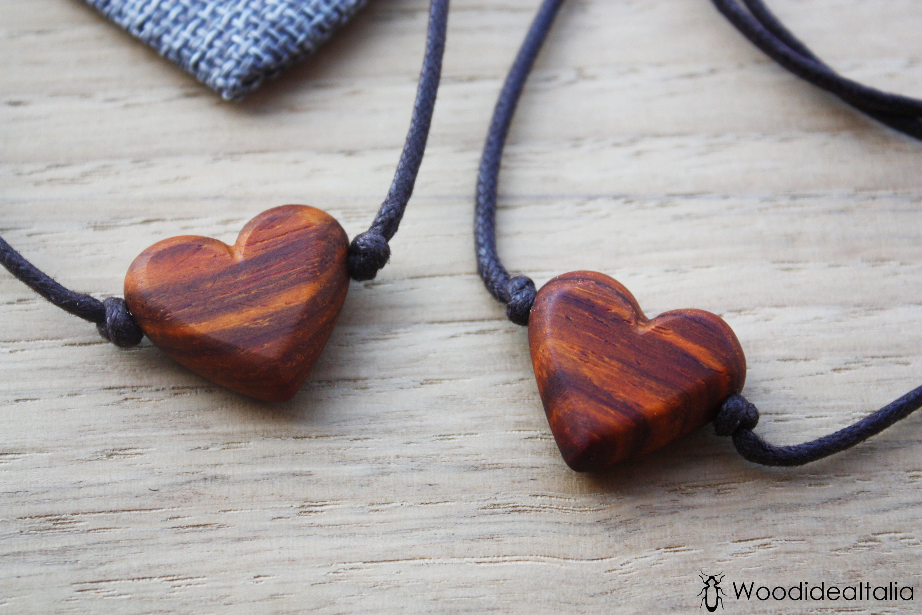 ネックレス・ペンダント LOVE ME MONSTER Big Black Heart Wood Necklace L212MNK100 Ebony Heart Pendant - Etsy