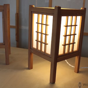 shoji table lamp, oriental lamp in wood and rice paper, abat jour lamp in warm wood, warm atmosphere light