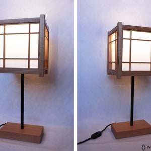 shoji-style table lamp, handmade wooden table lamp, Japanese-style lamp made in Italy, wood and rice paper lamp