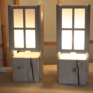 Lampada da tavolo in legno rustico ,lampada bianca con carta riso , lampada artigianale legno rustico, lampada shoji