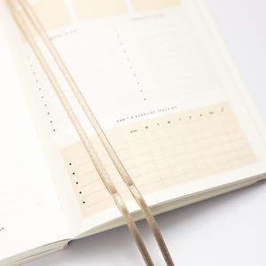2026 Vertical Weekly Planner/A5 Weekly diary for goal-setting/habit-tracking/to-do's/Personalised Planner/gift image 13