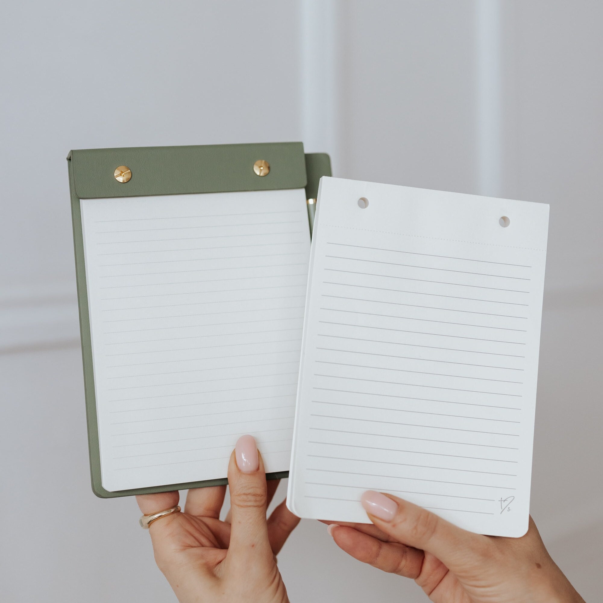 REFILLABLE NOTEPAD with a  matching pen/Personalised Refillable notepad/Magnetic pen attachment/personalised gift