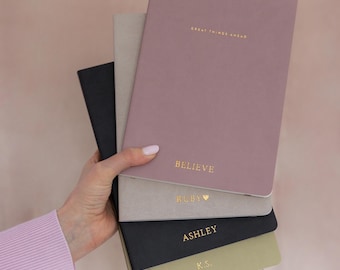 Inspirational UNDATED VERTICAL WEEKLY planner/for goal-setting, habit-tracking, productivity, to-do's/personalised planner