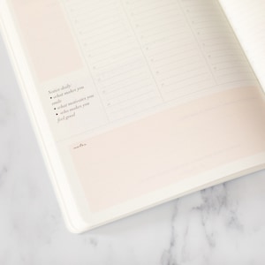 Inspirational UNDATED WEEKLY planner/diary for goal-setting, habit-tracking, productivity, to-do's/personalised planner-gift image 8