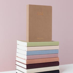 2026 Vertical Weekly Planner/A5 Weekly diary for goal-setting/habit-tracking/to-do's/Personalised Planner/gift image 16