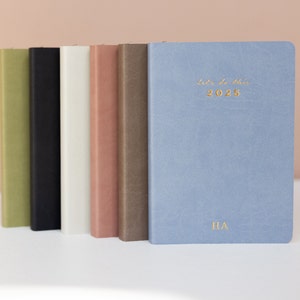 2025 Vertical Weekly Planner/A5 Weekly diary for goal-setting/habit-tracking/to-do&#39;s/Personalised Planner/gift