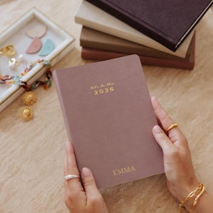 2026 Vertical Weekly Planner/A5 Weekly diary for goal-setting/habit-tracking/to-do's/Personalised Planner/gift