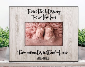 Twins gift Picture Frame personalized / Twins Girls Twins Boys Twin Babies / Newborn Twins Gift / baby shower gift for new parents