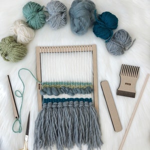 Weaving loom and tools kit, beginner weaving tutorial, yarn pack, frame loom, weaving comb, tapestry, DIY wall hanging
