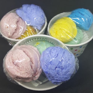 Bubble Scoops / Scented bubbles /soaking bubbles / bubble bath / round bath bubble balls / low shipping / essential oils/bath scoops