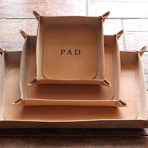 Handmade Italian Leather Tray, Personalized Catchall Valet, A4 Paper Organizer, Custom Office Gift and Home Decor
