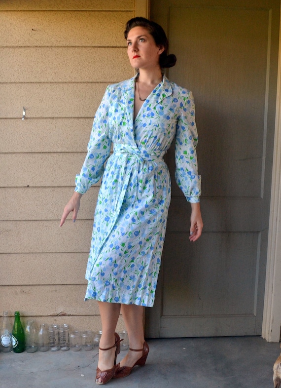 True Blue Tulip Dress | vintage 70s does 40s print