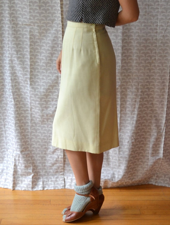 Lemon Crisp Skirt | Pastel Yellow 60's Pencil Ski… - image 4