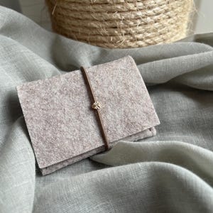 Schmucktäschchen aus Filz mit Herz, Ringtasche