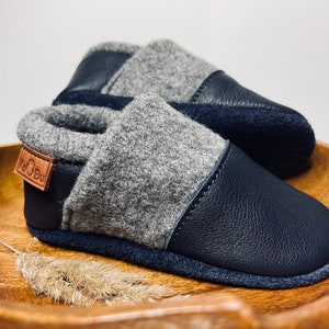 Wollwalk Krabbelschuhe | Lederpuschen dunkelblau | Wollwalk Babyschuhe | Hausschuhe Kind