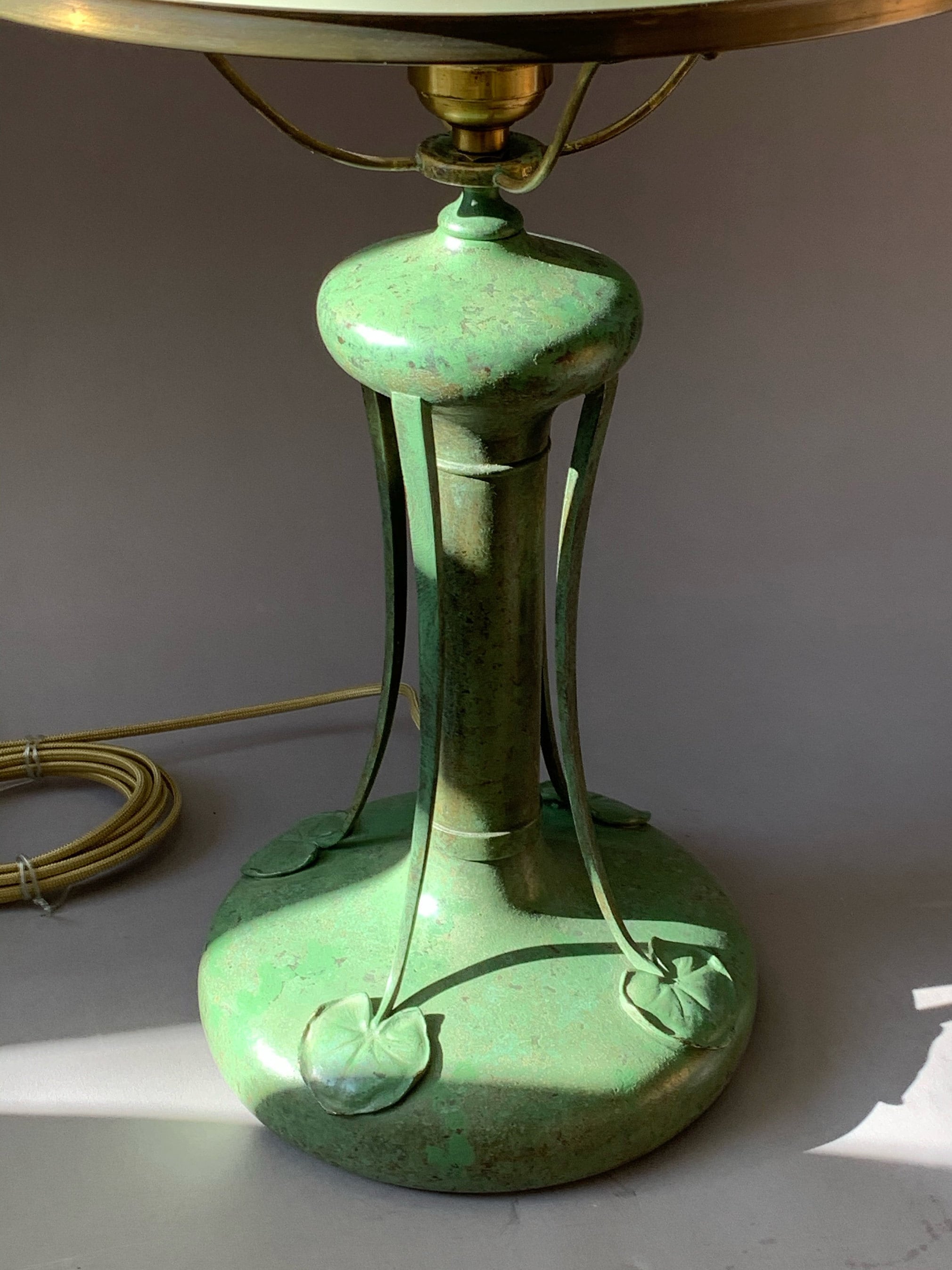 Handel Lamp With Signed 1051 Shade Etsy