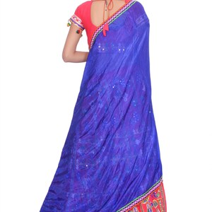 Lehenga Choli bordada: vestido indio negro, top corto, colección nupcial imagen 8