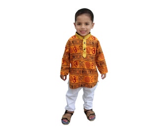 Pijama kurta de algodón con estampado Om: conjunto indio azafrán para bebé niño