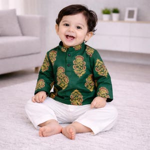 Conjunto de kurta pijama verde con estampado de bloques: atuendo de boda india, regalo de cumpleaños y Diwali para bebé.