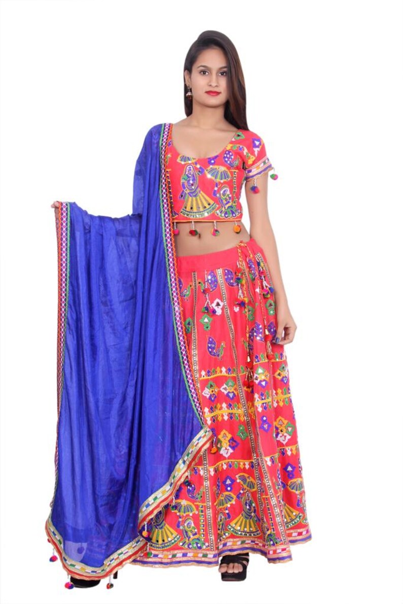 Lehenga Choli bordada: vestido indio negro, top corto, colección nupcial Rojo