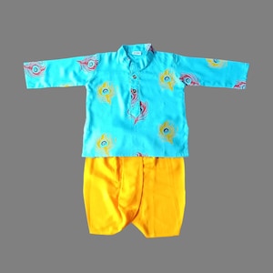 Baby Boy Kurta Dhoti Set: Türkis Pfauenfeder Print, Ethnic Krishna Kleid