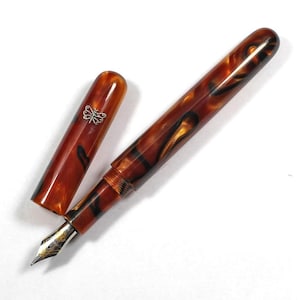 Churchill &quot;Root Beer&quot; Fountain pen