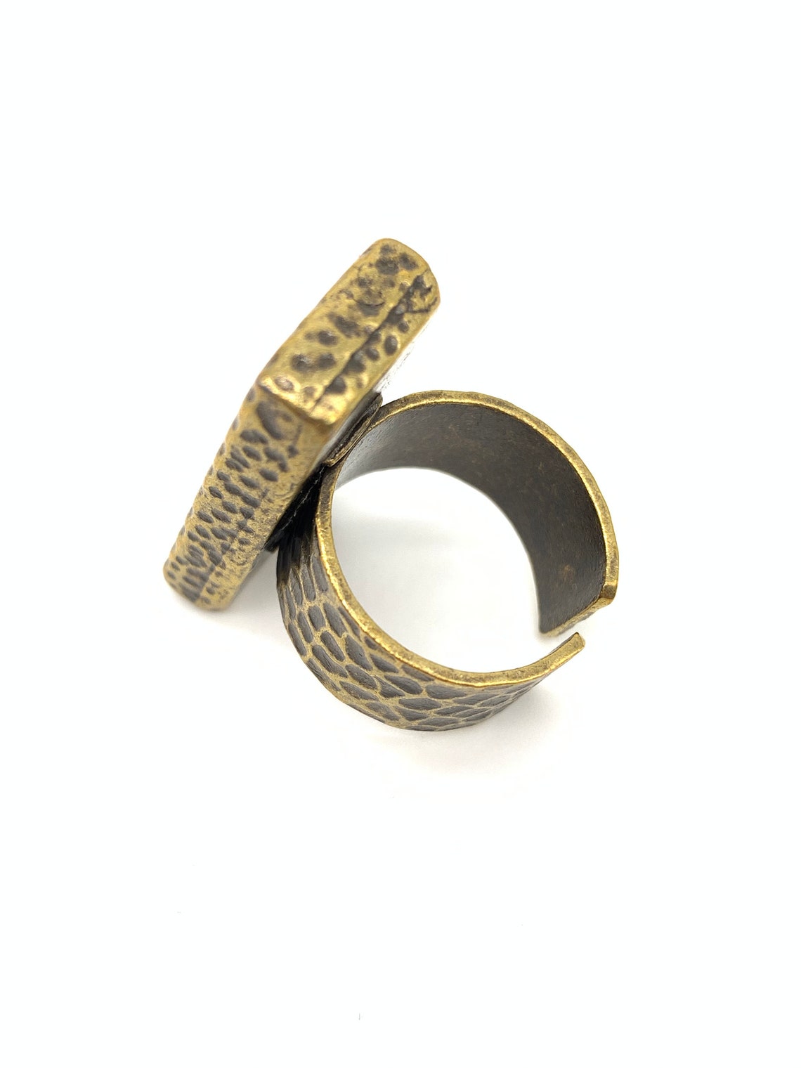 Adjustable Hammered Brass Plated Leather Ring Leather Inlay Etsy