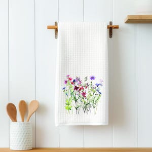 Botanical Wildflower Waffle Kitchen Towel: Farmhouse Decor