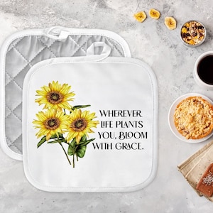 Sunflower Pot Holder Heat Resistant Kitchen Accessory Botanical Gift Nature Lover Decor White Flower Trivet Pad Hot Pan Protection Oversized
