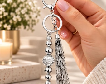 Luxury Bag Charm Your Purse Accessory Beaded Handbag Decoration Silver Accent Gift Woman Fashion Jewelry Dangle Keychain Zipper Pull Stylish