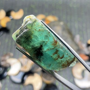 115  Cts. Green Kyanite Crystals Shards, Kyanite Blades, Raw Kyanite Stone, Natural Kyanite Stick, Kyanite Shards, Kyanite Rough For Jewelry
