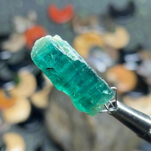 20 Ct. Raw Green Kyanite Crystal Blades: Natural Stone for Jewelry