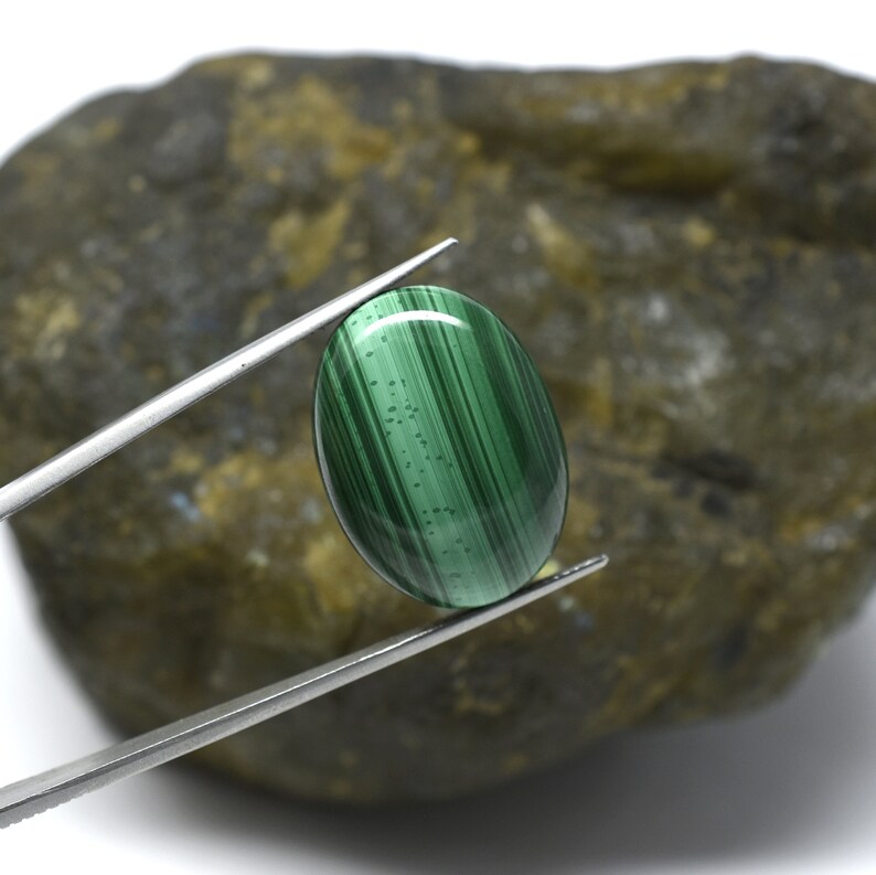 Malachite Cabochon Oval Shape 39Ct Loose Gemstone Malachite Oval Loose Cabochon Malachite Ring Making Size Natural Malachite Gemstone AAA