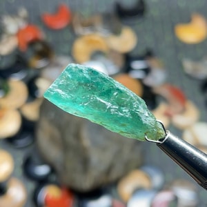 17  Cts. Green Kyanite Crystals Shards, Kyanite Blades, Raw Kyanite Stone, Natural Kyanite Stick, Kyanite Shards, Kyanite Rough For Jewelry