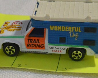 1994 pickup camper, Wonderful Day Trail Riding One Day tour Safari( hotwheels type toy)