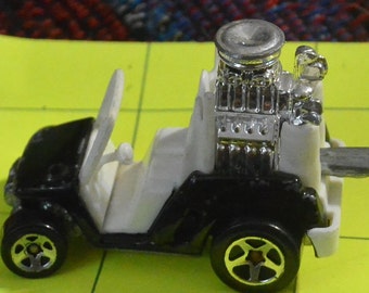 1998 Hotwheels, 1998 Teed off, Hotwheels golf cart, Golf Cart, chipped paint,