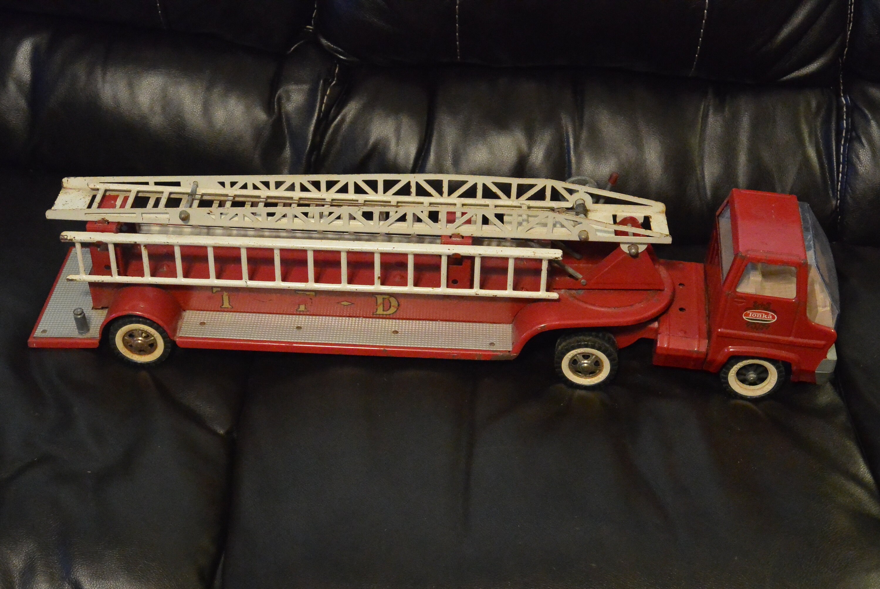 Vintage Tonka Fire Engine, Vintage Tonka Ladder Truck, includes ladders!