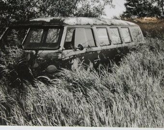 Vintage VW bus 4 x 5.3 photograph