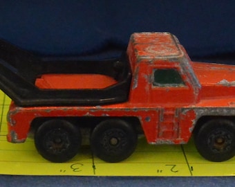 1976 Matchbox Cement Truck, Lesney Product made in England, missing cement barrel